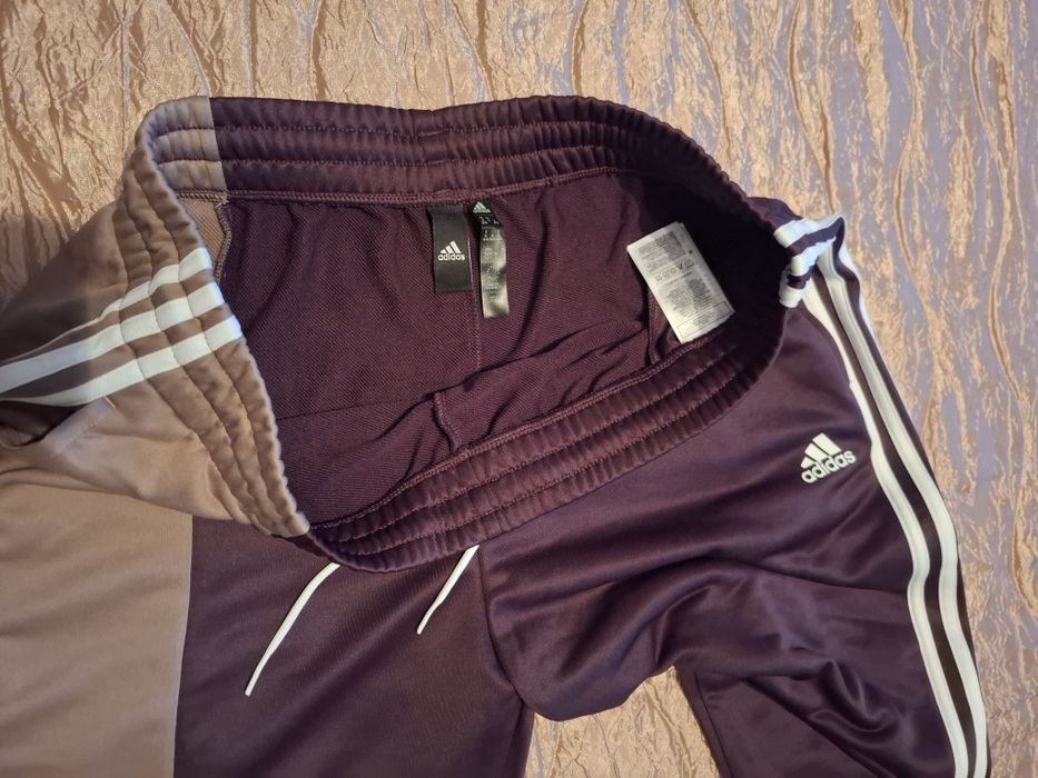 Спортен екип  "Адидас"