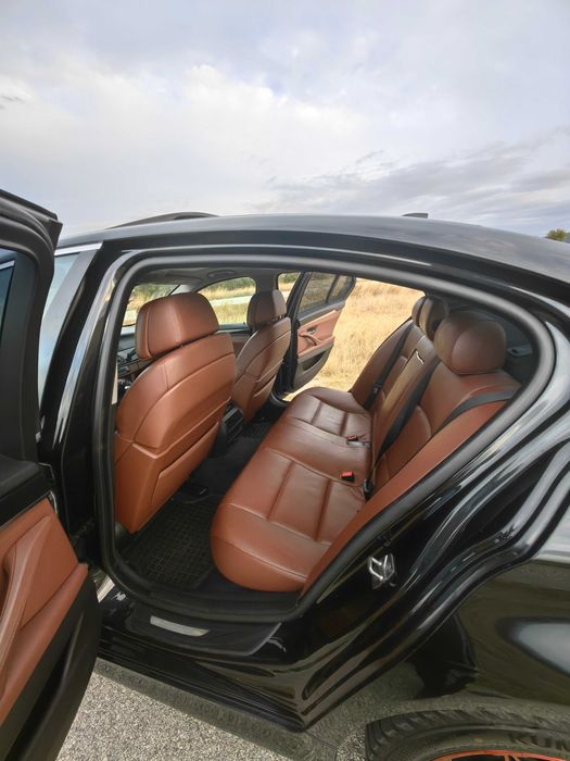 Продавам BMW 530D F10