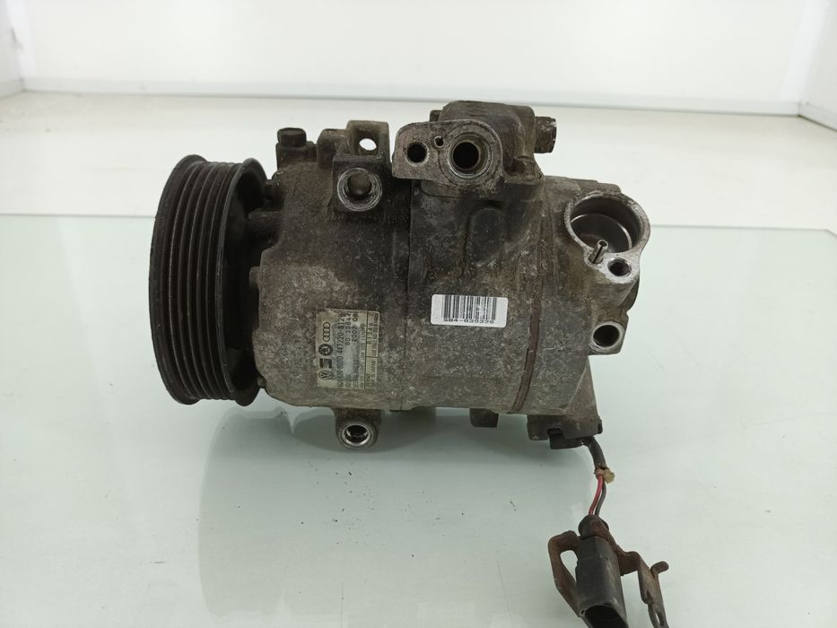 Dezmembrez Compresor clima de pe VW POLO 9N 2001-2007