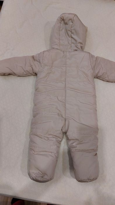 Бебешки космонавт и подарък памперс гащички на Pufies
