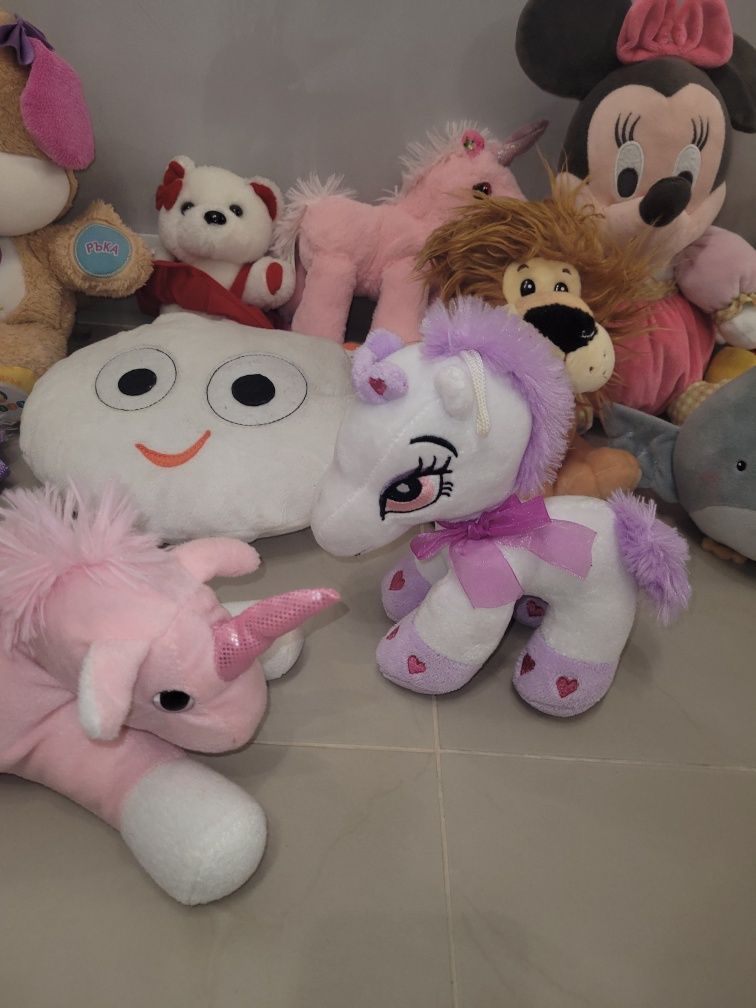 Голям лот плюшени играчки