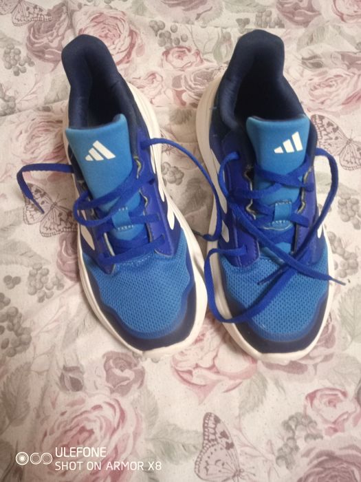 Adidas mărime 37 1/3