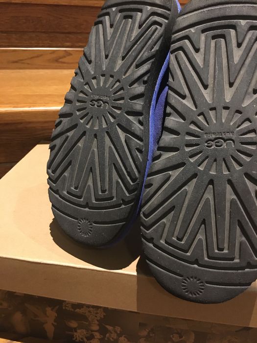 UGG Disney original marimea 33 model Frozen Ana