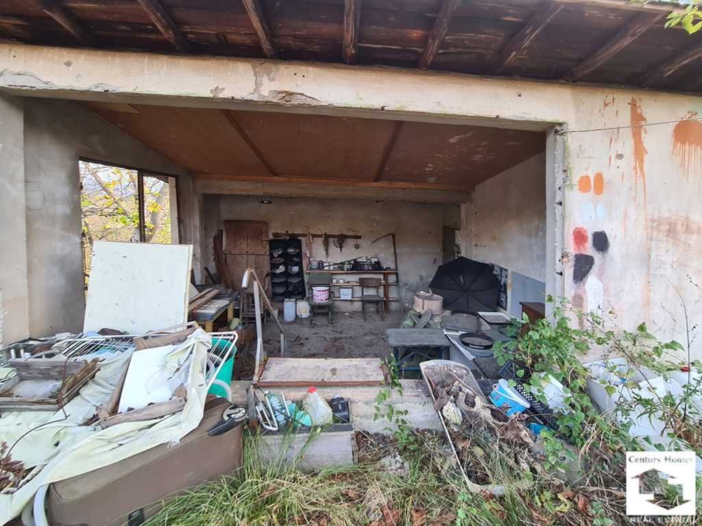 116157 Голям парцел с производствена сграда в гр.Килифарево