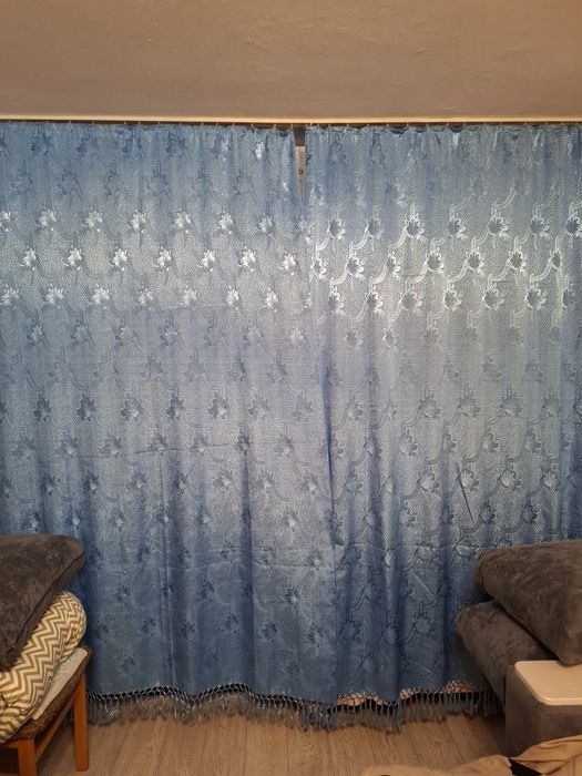 Продам шторы ,голубого цвета