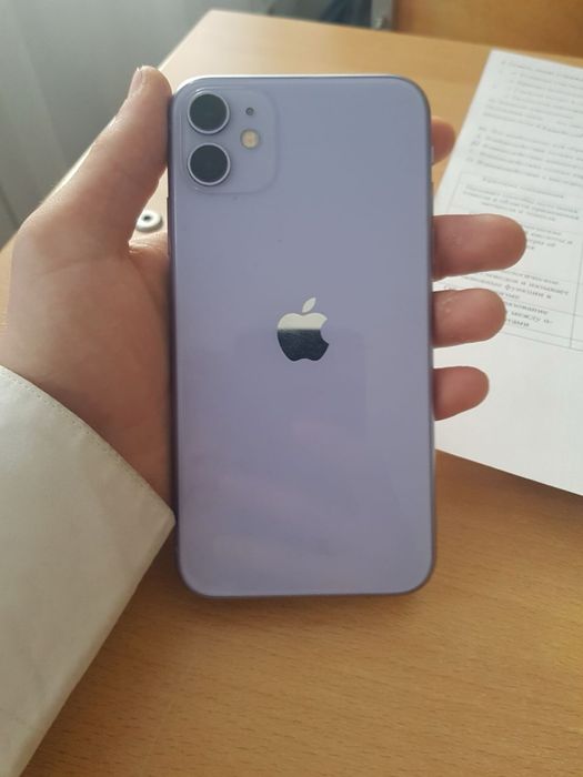 Продам айфон 11 идеал состояние
