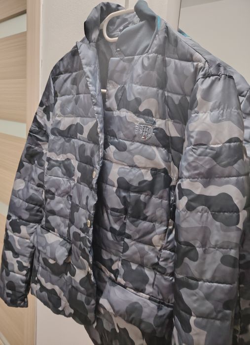Geaca  dama Tommy Hilfiger mărimea  M -model camuflaje