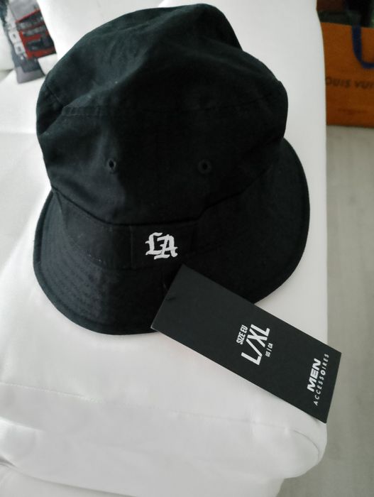 Vând pălărie sport/fashion nou nouța cu eticheta,New Yorker.