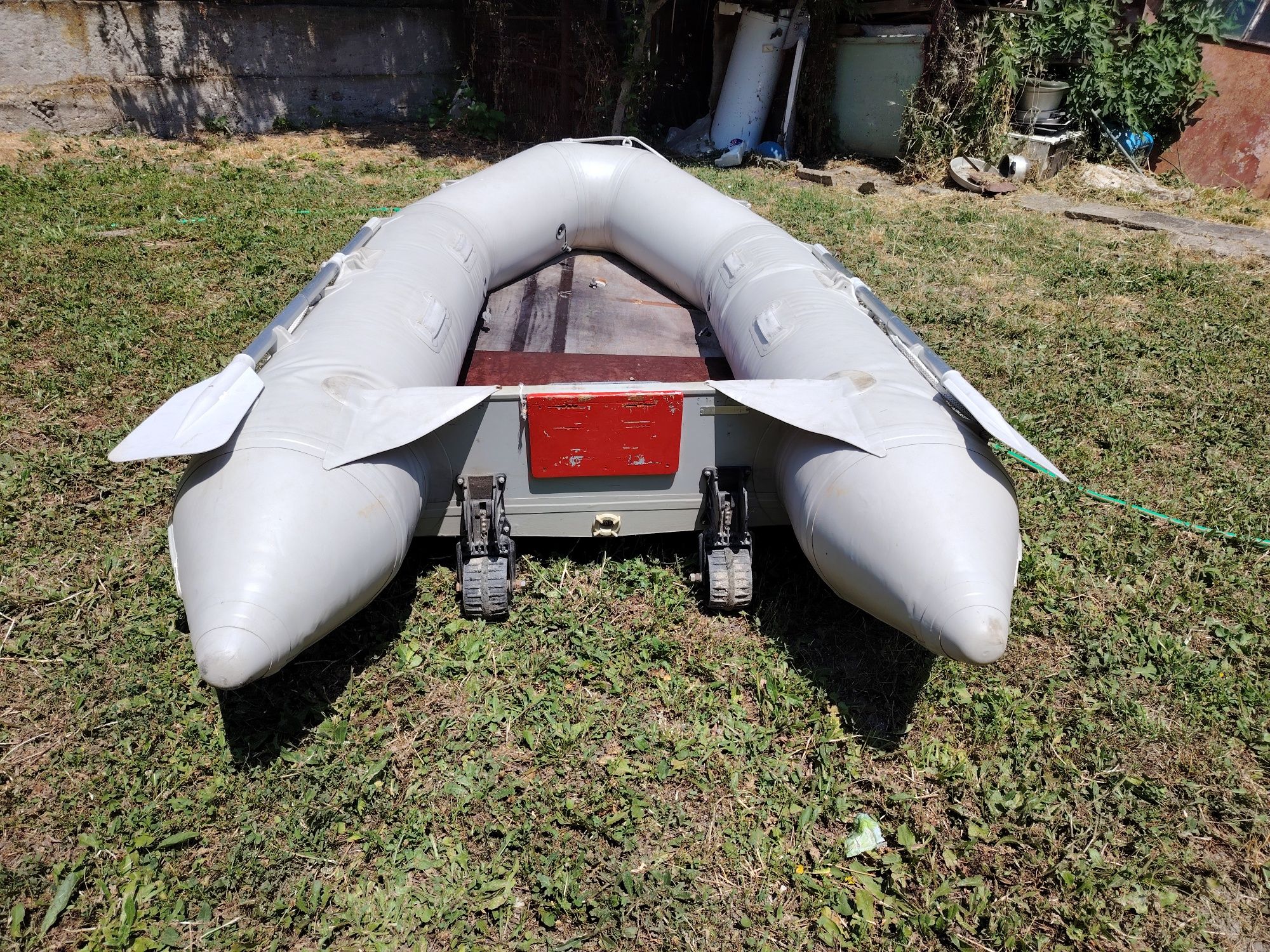 Лодка Куисилвър 300