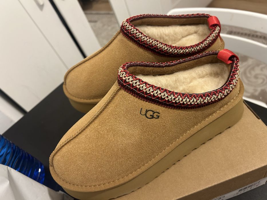Ugg tazz marimea 40