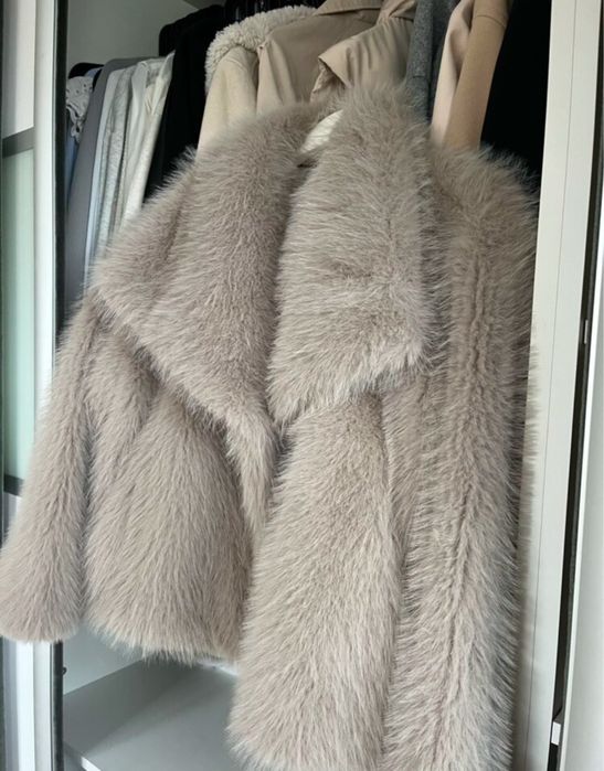 Палто бежово нов