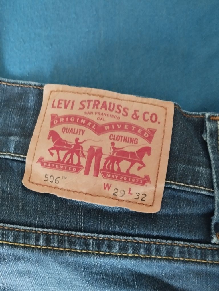 Оригинални дънки levi's