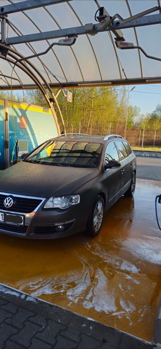 Vând sau Schimb Passat b6