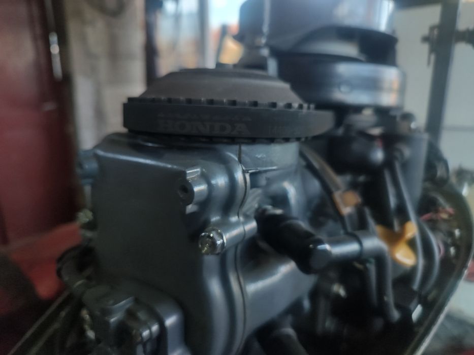 Извънбордов двигател Хонда 8кс четиритактов