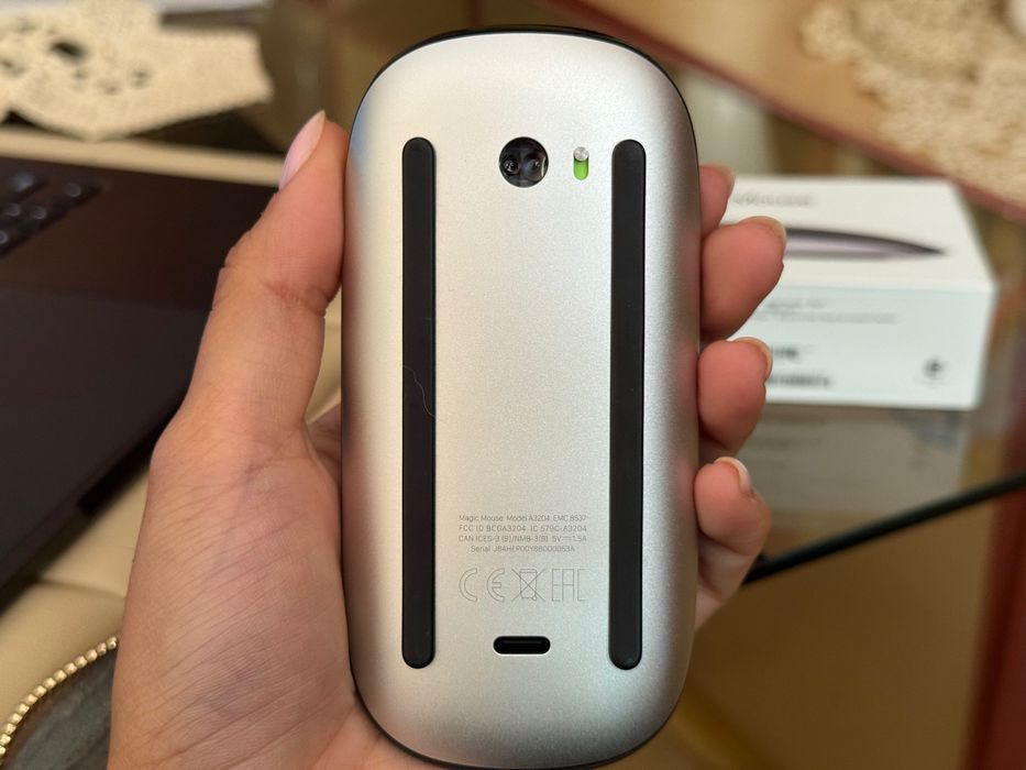 Apple Magic Mouse черна