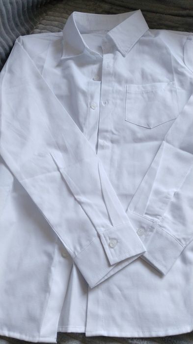 Продам подростковые белые рубашки (новые)