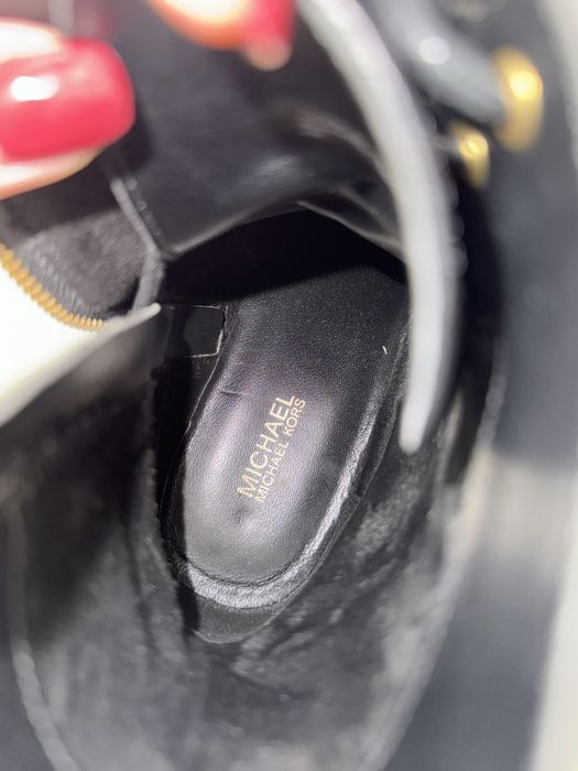 Ghete Michael kors negre