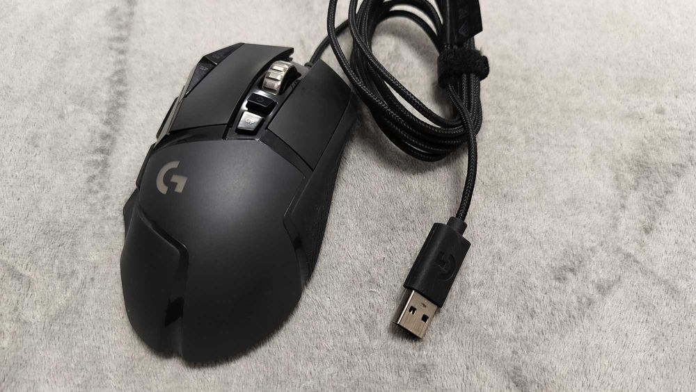 Mouse gaming cu fir Logitech G502 Hero 25K DPI Negru