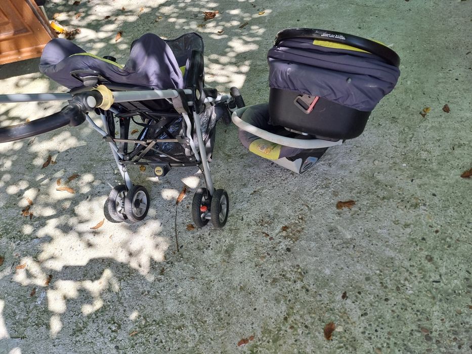 Cărucior copil .