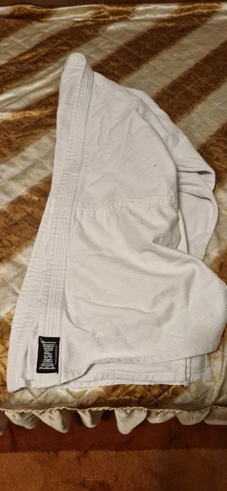 Ново кимоно за джудо