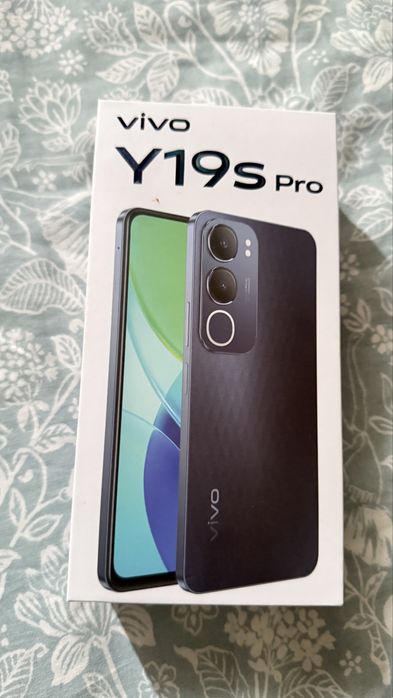 Телефон vivo , новый