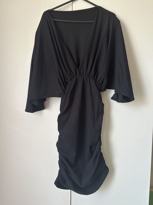 Черна рокля по тялото, м/л размер