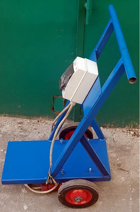 Cadru mobil pompa spalatorie auto /suport grup pompant