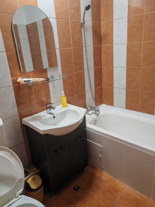 Ap. 2 camere-Militari. Pacii