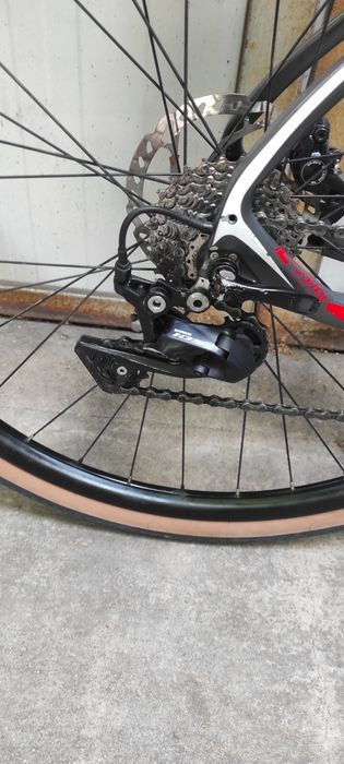Giant gravel carbon