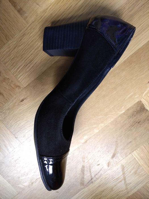 Дамски обувки от естествен велур и лак - Гарант - 37 размер