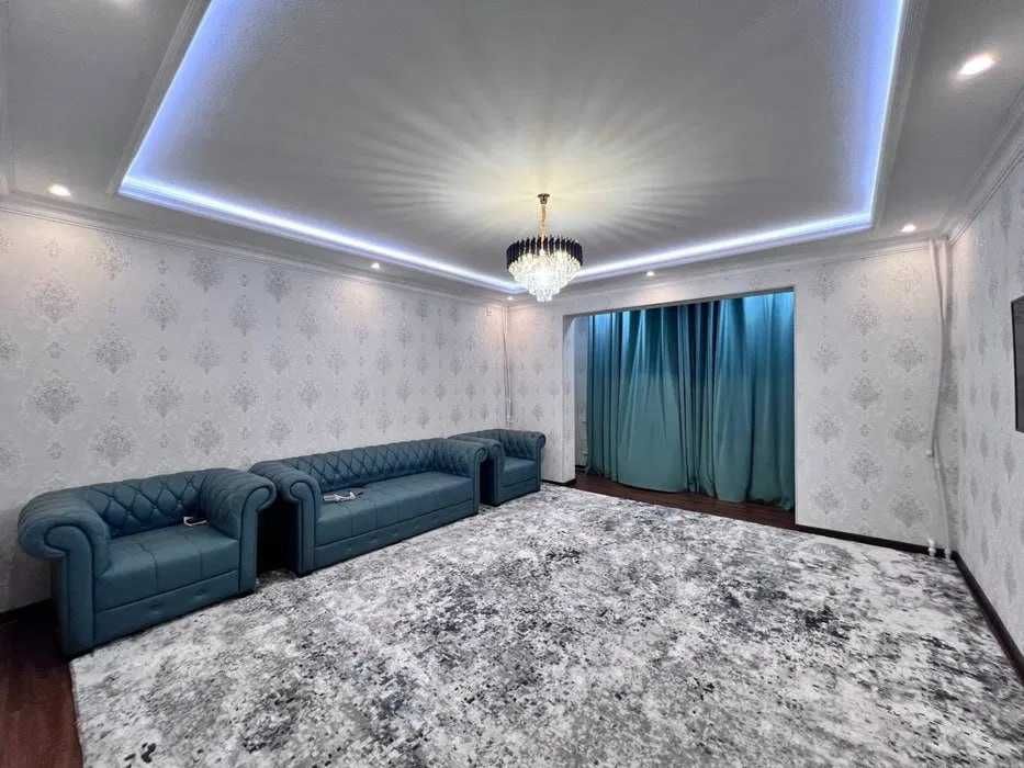 Cрочно !!!Сдаётся квартира в Мирзо-Улугбекском р-не 2/3/9 861*