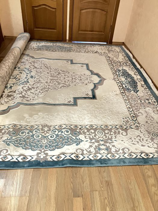 Ковер 3*4 в отличном состоянии,почти не пользовались