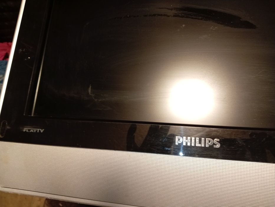 Телевизор Philips 20