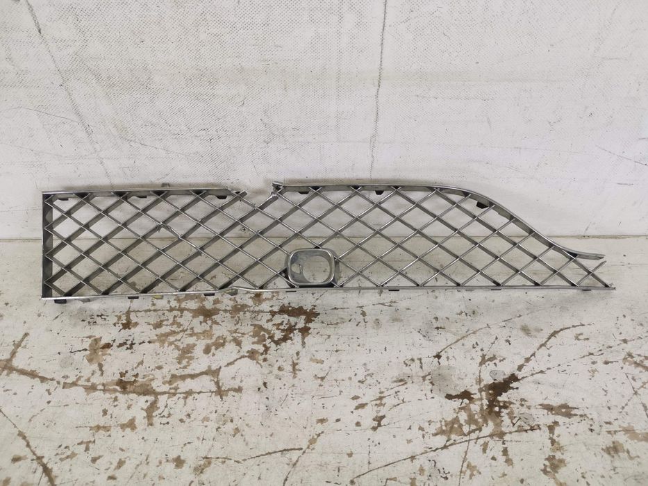 Бентли Бентайга / Bentley Bentayga 1 Долна предна лява решетка - Ориги