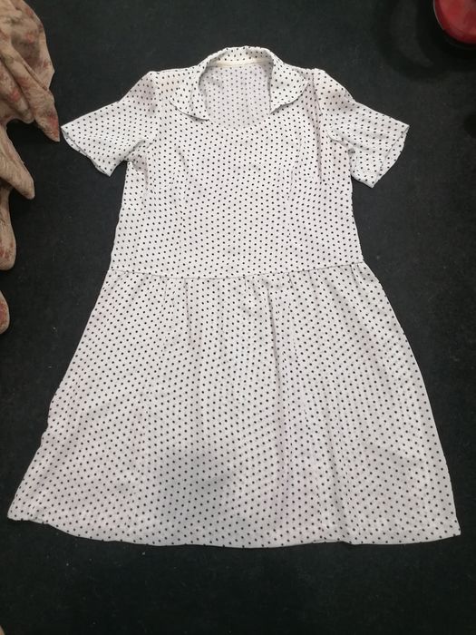 Rochie eleganta din triplu voal, mas. 50-52..cu buline