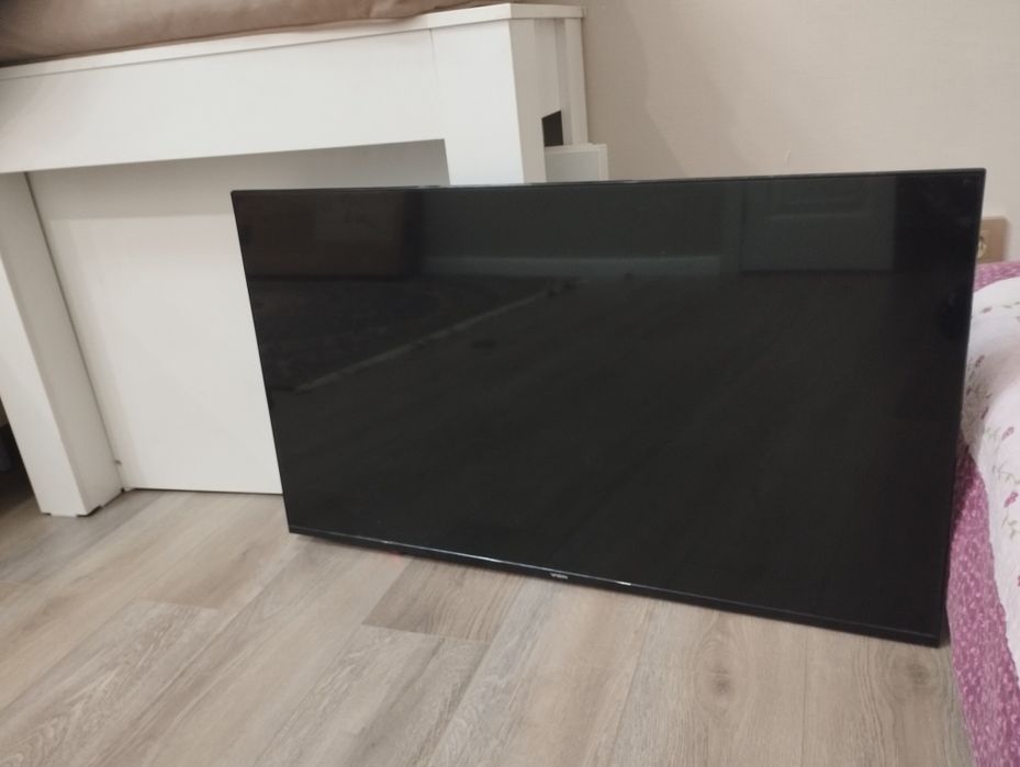 Продам телевизор