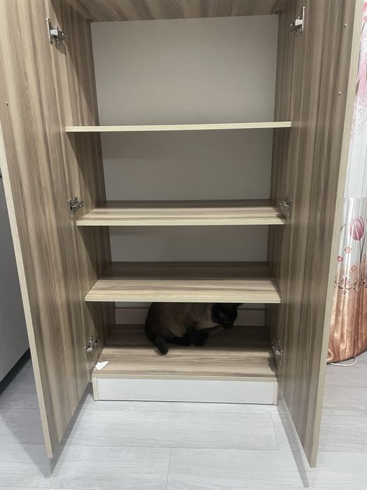 Продам шкаф в спальню