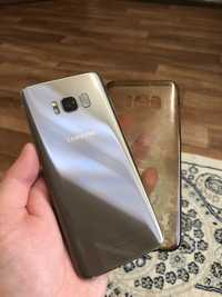 Продам Samsung Galaxy S8 4/64G Gold в идеальном состянии все работает