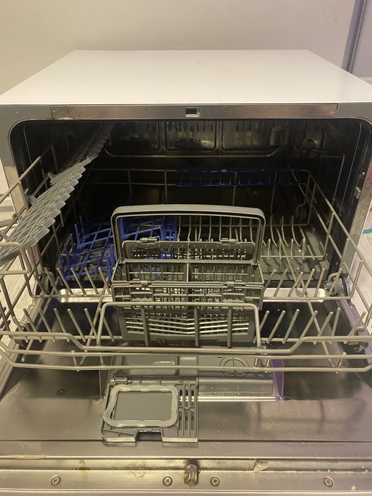 Masina de spalat vase Beko 6 seturi, 6 programe