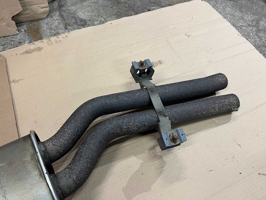 Средна част от генерацията за BMW E46 330i