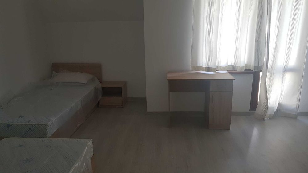 Тристаен Апартамент на Александровска