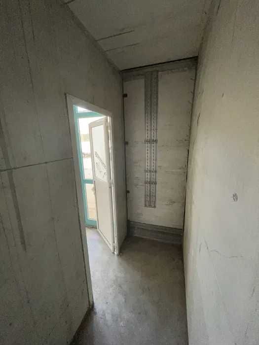 Containere termoizolate semiremorci pt birouri modulare/case modulare