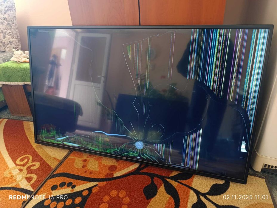 Телевизор 50 инча Hitachi 50HK5607