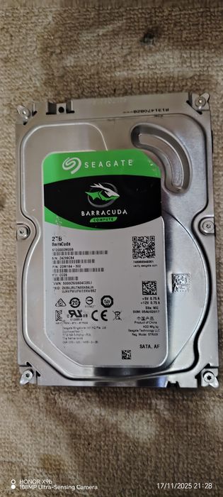 HDD на 2 Тб SATA- 2 штуки