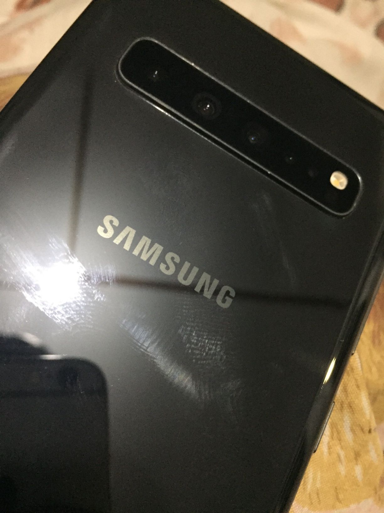 Samsung s10 5G  tel eng yuqori sifatli s10, s10+, not 10+ga dam beradi