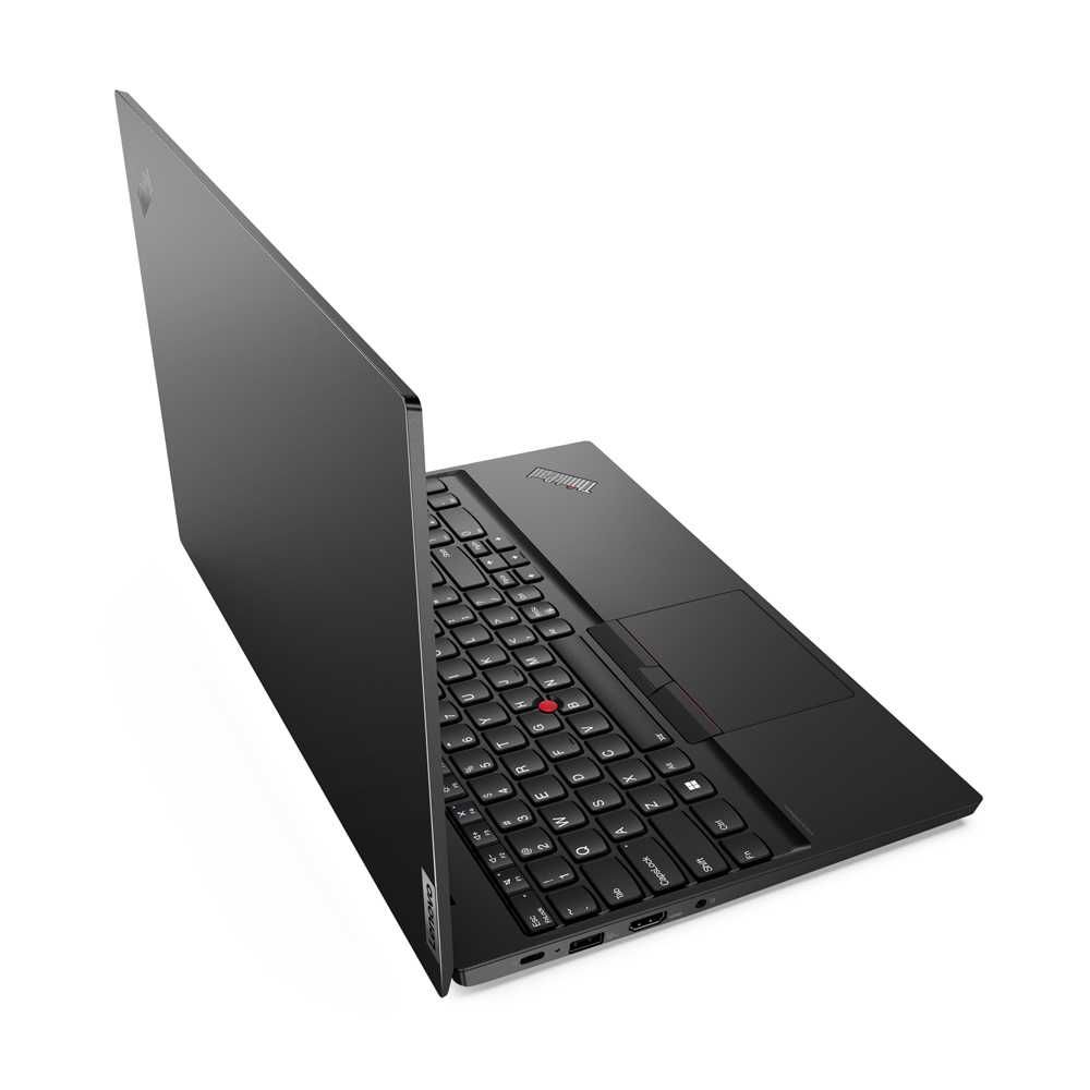 15.6" IPS ThinkPad E15 / i5-1235u / 16GB / 256GB SSD / Win11Pro