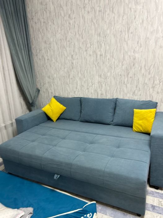 Срочно! Стол+диван в отличном состоянии