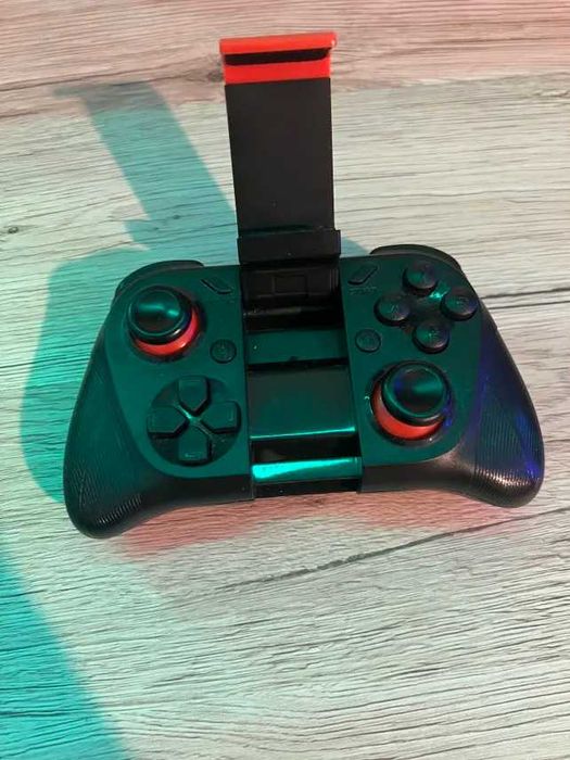 Controller за телефон с bluetooth