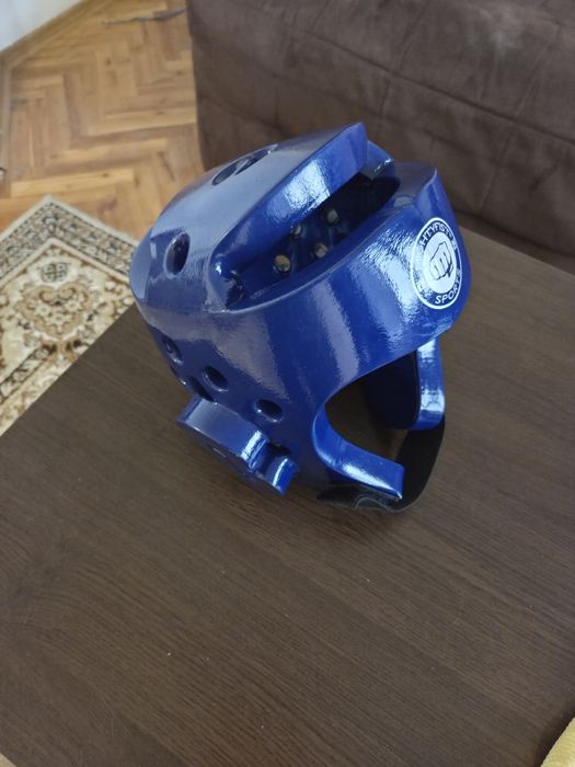 Тренировъчни каска