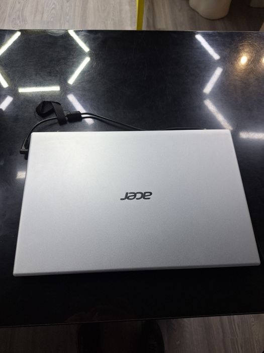 Acer Aspire 3 сотилади